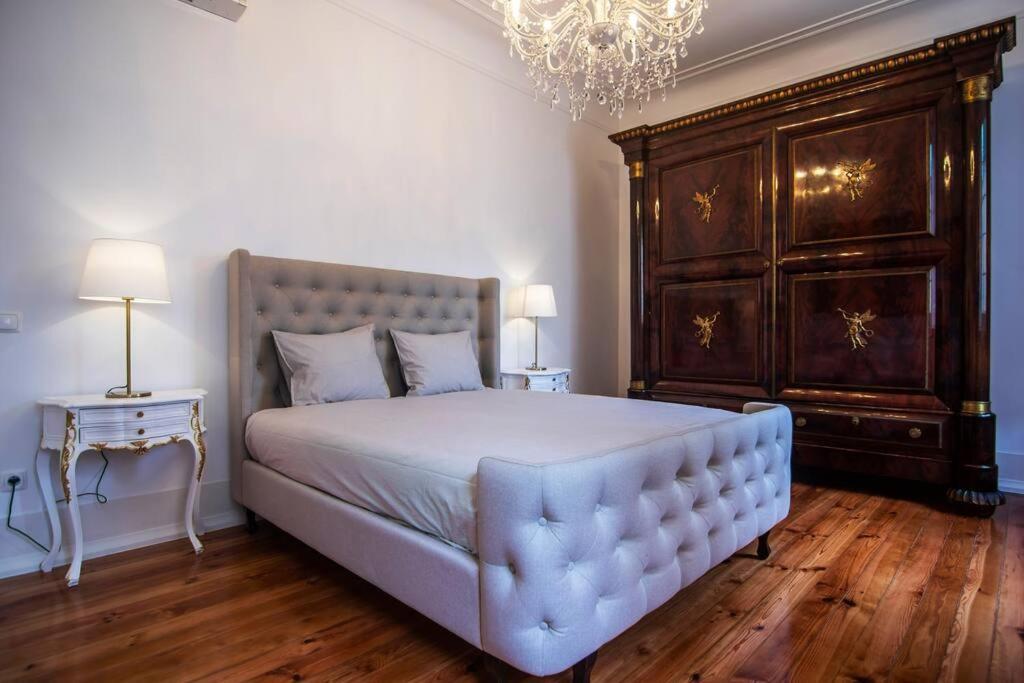 Bendi Guest House Blue Experience ซินตรา ภายนอก รูปภาพ